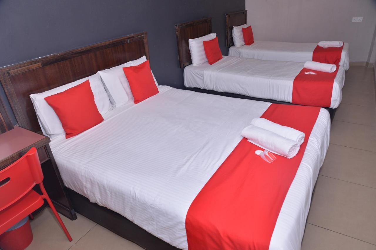 Nice Stay Hotel Raub Extérieur photo