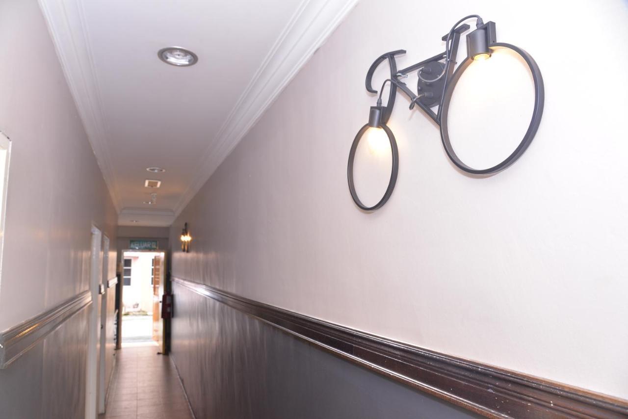Nice Stay Hotel Raub Extérieur photo