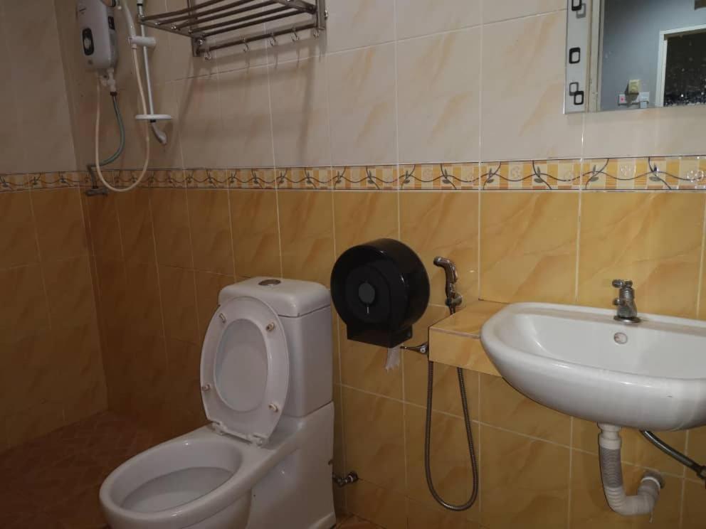Nice Stay Hotel Raub Extérieur photo