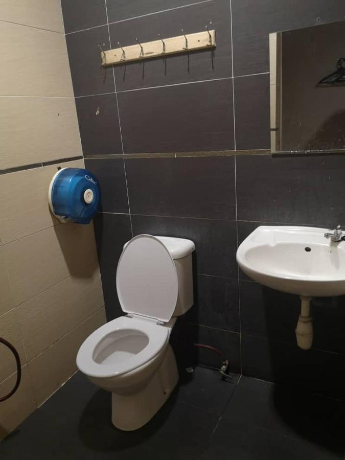 Nice Stay Hotel Raub Extérieur photo