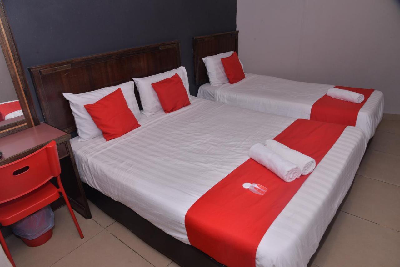 Nice Stay Hotel Raub Extérieur photo